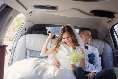 How much do limos cost for weddings